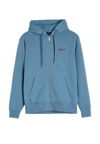 Jasnoniebieska bluza z kapturem zapinana na zamek, wykonana z miękkiego materiału, z kieszenią kangurką, regulowanym kapturem ze sznurkiem oraz haftowanym logo na klatce piersiowej.