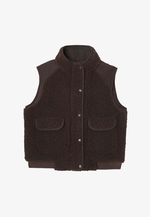 Gilet en fleece marron avec un col montant, des boutons-pression et deux poches avant. Présente un tissu texturé et des matières contrastantes au niveau des bras.