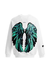 Sudadera blanca con un gran diseño de alas de ángel de lentejuelas negras y verdes en la espalda. Cuello y puños de canalé, con una etiqueta en el cuello.