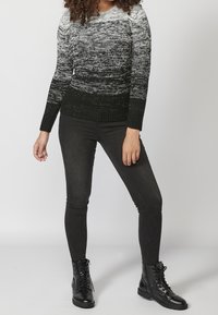 Koroshi Jumper - off-white