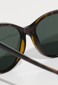 Polaroid Ochelari de soare - havana