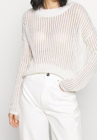 RIANI Stickad tröja - off-white