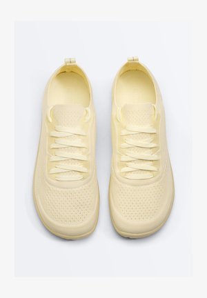 OYSHO - Sneakersy niskie