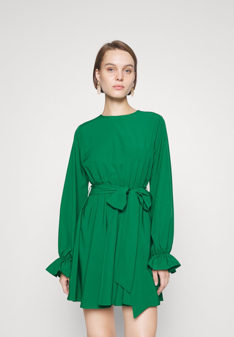 IN THE STYLE TERRIE BELTED PUFF SLEEVE DRESS Vapaaajan mekko green