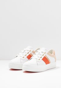 GANT AVONA  - Sneaker low - bright white/coral