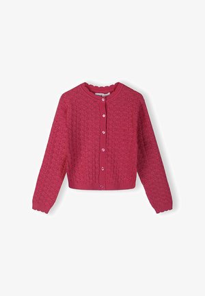 Cárdigan de punto rosa oscuro con botones, con un patrón geométrico texturizado y bordes en forma de ondas en los puños y el escote.