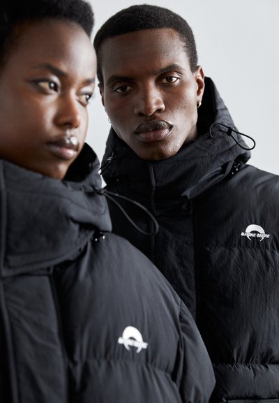 MARINE SERRE SPORT PUFFER COAT UNISEX - Téli dzseki - black