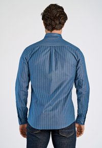 Lindbergh STRIPED   - Overhemd - dusty blue