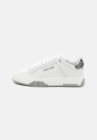 MILANO - Sneakers low - white/roccia