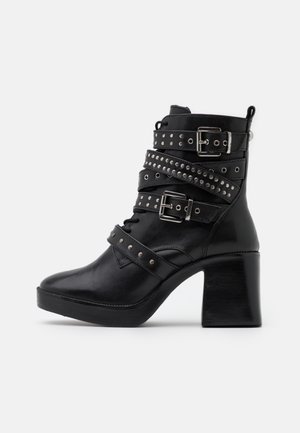 Cowboy-/Bikerstiefelette - black