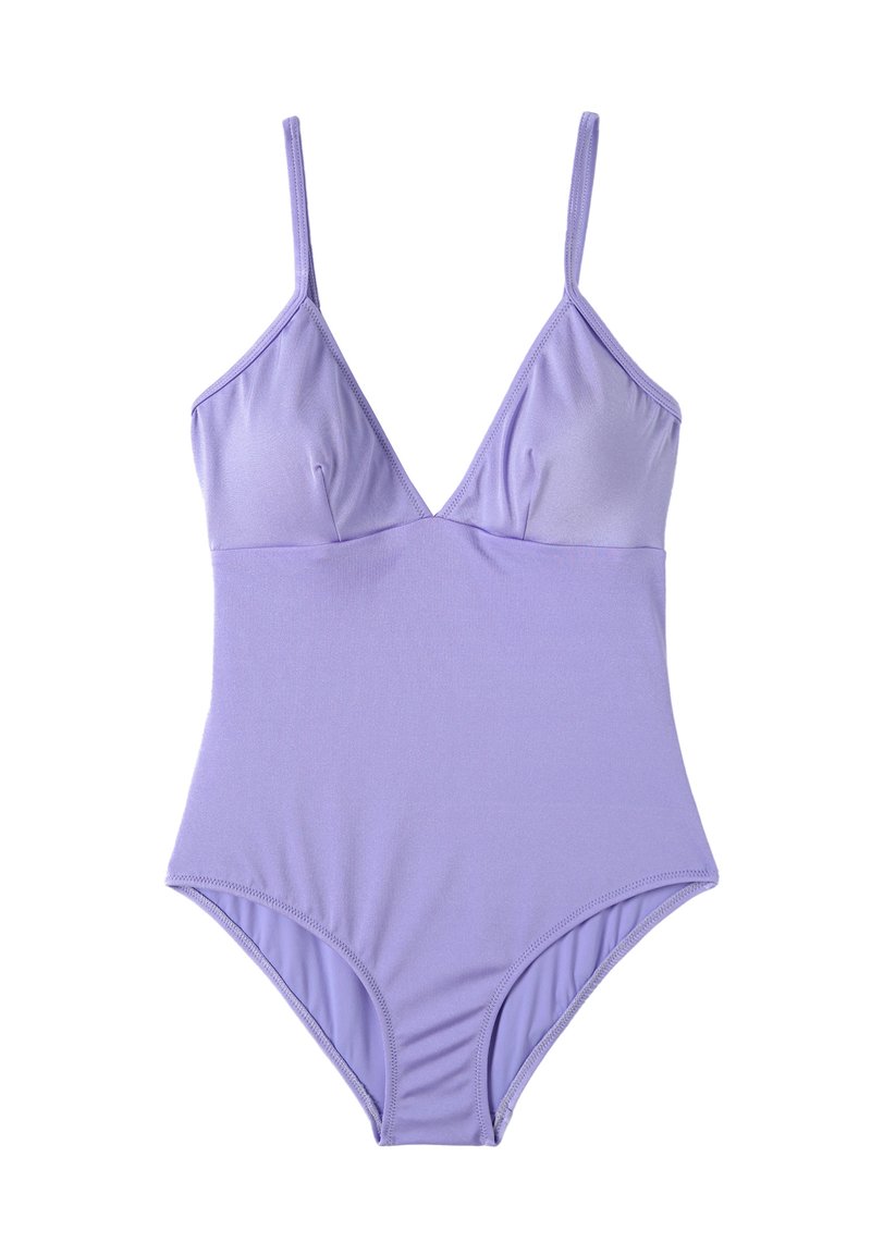 Maillot de bain une pièce lavande avec un décolleté en V profond, des bretelles fines et un tissu lisse. Ne comporte aucun motif, avec un design épuré et minimaliste.