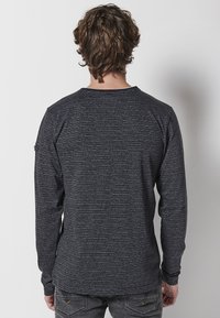 Koroshi Ilgarankovis viršutinės dalies drabužis - black