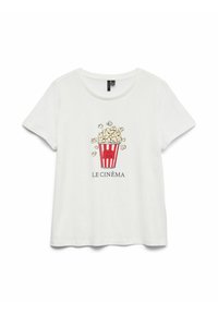 Biała bawełniana koszulka z krótkim rękawem, z okrągłym dekoltem, z grafiką czerwonego wiadra popcornu w paski oraz napisem "LE CINÉMA" poniżej.
