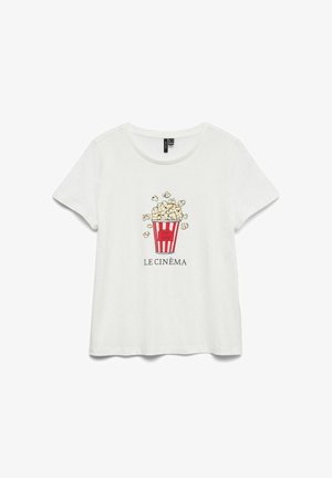 Witte katoenen t-shirt met een grafisch ontwerp van een rode gestreepte popcornemmer en de tekst "LE CINÉMA" eronder. Korte mouwen en ronde hals.