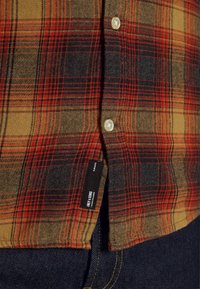 Only & Sons ONSLUCA LIFE CHECK - Camisa - kangaroo