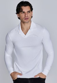 Tops ar garām piedurknēm - white