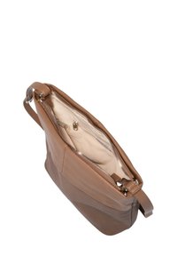 Borsa a spalla in pelle marrone con finitura testurizzata, chiusura superiore a zip e rivestimento interno beige. Dotata di una lunga tracolla regolabile per una maggiore versatilità.