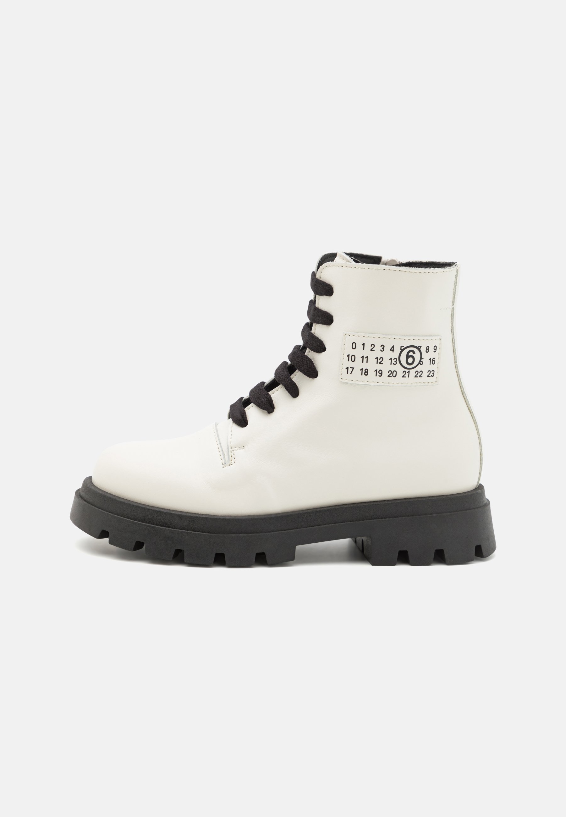 MM6 Maison Margiela UNISEX - Lace-up ankle boots - white 