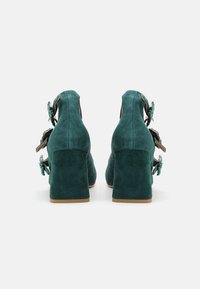 Alma en Pena Decolleté - Spruce green