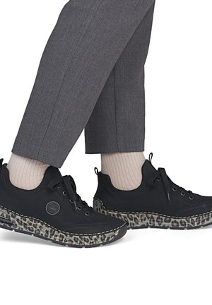 Rieker, RIEKER SLIPPER 44569 - Trainers - black