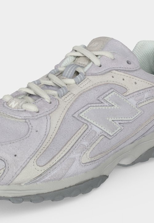 New Balance U204L UNISEX - Trainers - white/grey — foto 7