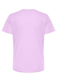 Lilla kortærmet t-shirt lavet af bomuld, med en klassisk rund hals og en ligeskåret kant. Glat tekstur uden mønstre.