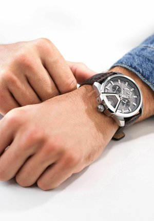 Police UHR UNDERLINED - Chronograph - grau