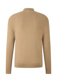 Beiger gestrickter Pullover mit hohem Kragen, gerippten Details an Schultern und Ärmeln sowie geradem Saum. Weiche Textur.