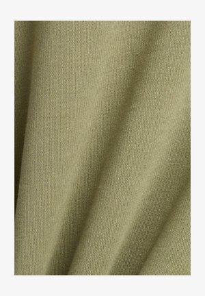 Olivgrüner, strukturierter Strickstoff mit weicher Oberfläche, der eine glatte, gleichmäßige Webart und einen sanften Fall aufweist. Geeignet für Bekleidung oder Polsterstoffe.