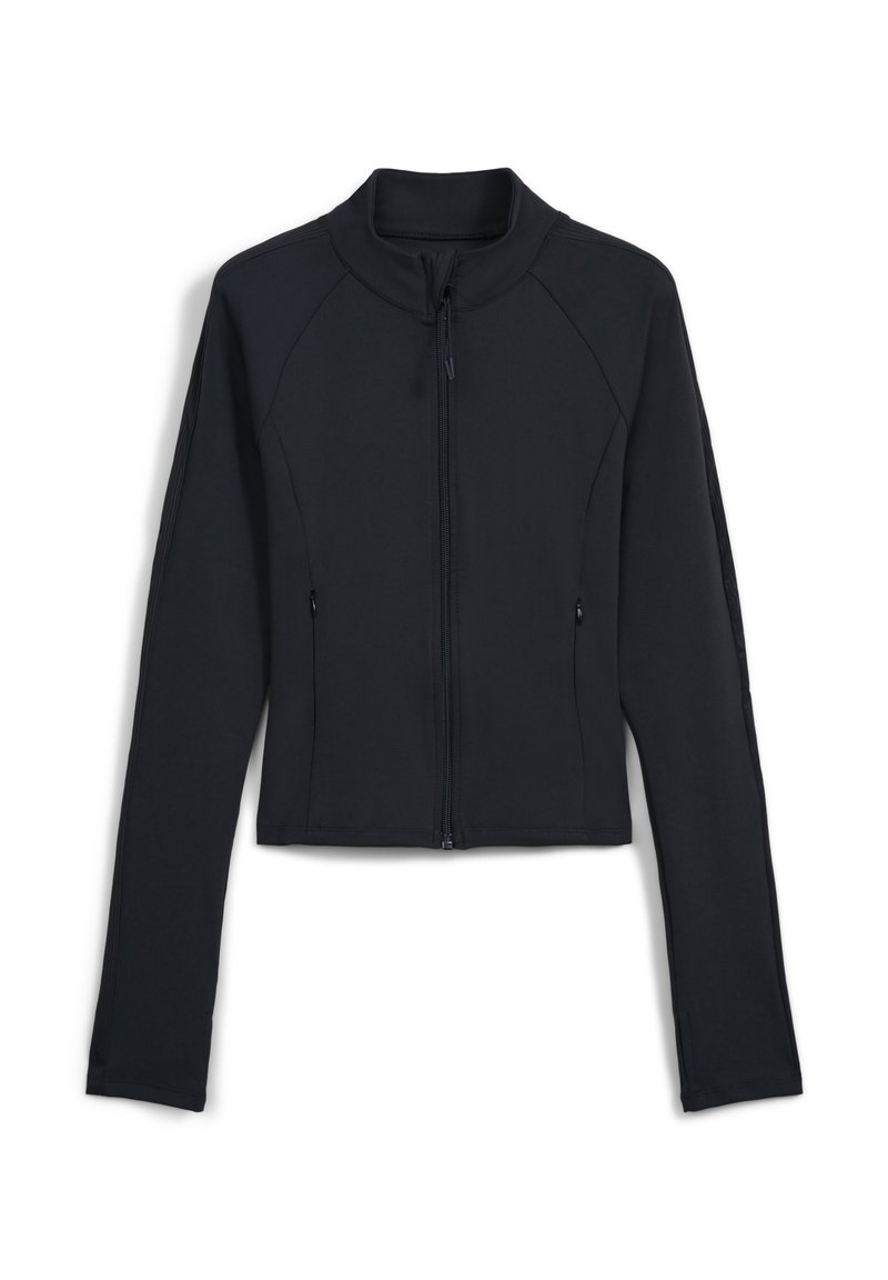Giacca sportiva nera cropped con colletto alto, maniche lunghe e zip frontale. Presenta tasche laterali con zip e dettagli a trama sulle spalle.