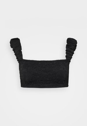 Czarny krótki top z teksturowanej tkaniny, z marszczonymi rękawami i prostym dekoltem. Gładkie wykończenie i bezszwowa konstrukcja.