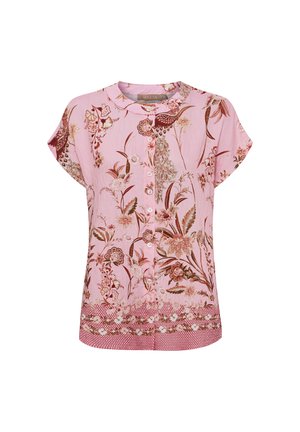 Lyserød kortærmet skjortebluse med blomster- og fuglemønstre i brune og cremefarver, med en rundet krave og et mønstret kant.