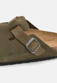 Birkenstock BOSTON LEVE/LEOI  - Pantuflas - thyme