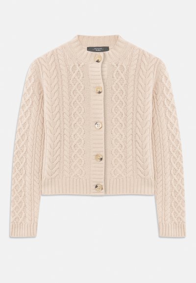Cardigan beige in maglia con motivo a treccia, orlo e polsini a coste, scollatura rotonda e cinque bottoni decorativi sul davanti.