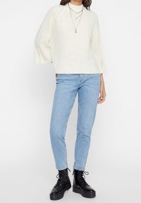 Pieces Strickpullover - off-white