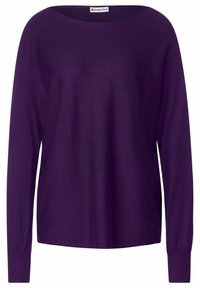 Lila långärmad tröja med djup båtutskärning, ribbade manschetter och ett mjukt, strukturerat stickat tyg. Avslappnad passform för mångsidig användning.