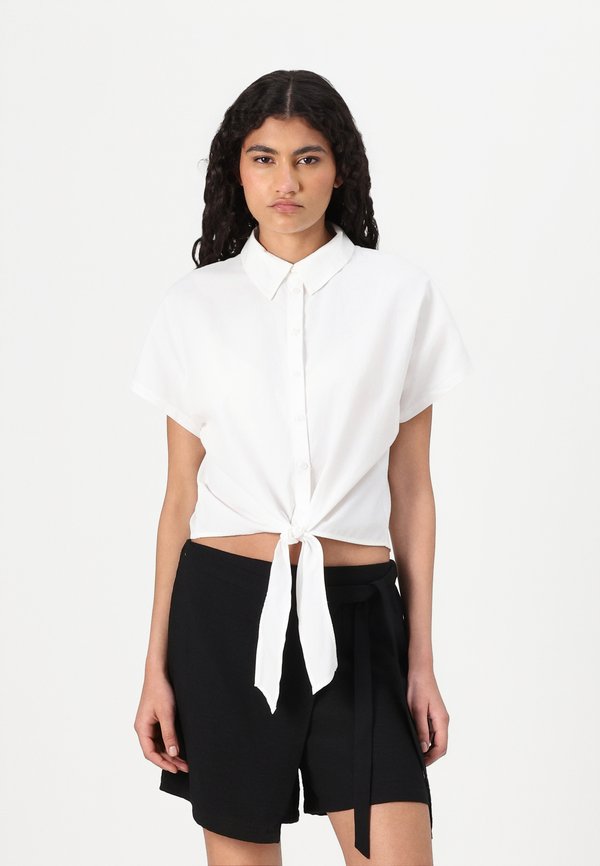 VMFANNI SHORT TIE SHIRT - Button-down blouse