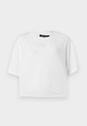 Tricou alb scurt din bumbac, având decolteu rotund și mâneci scurte. Logo discret embosat pe față. Textură netedă.