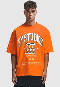 2Y Studios - GLOBUS  - T-Shirt print - orange Thumbnail-Bild 1