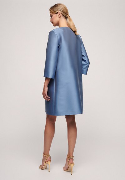 Luisa Spagnoli VADIS  A - Short coat - pervinca