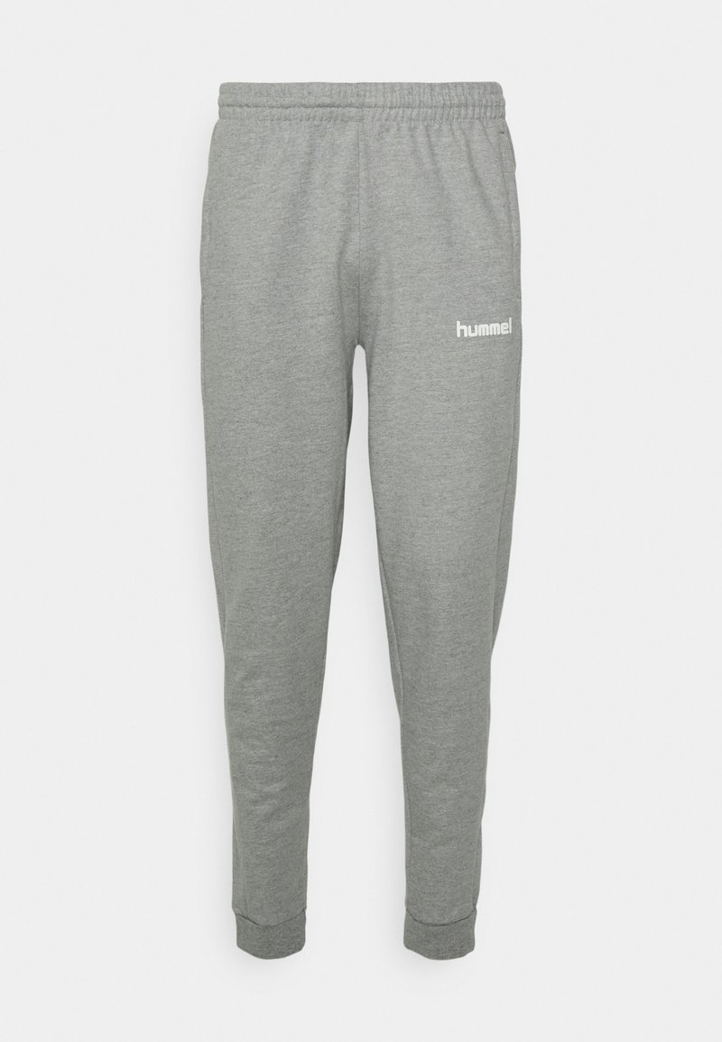 Grå fleece-joggingbyxor med elastisk midja, avslutning vid anklarna, och vit "hummel"-logotyp på övre vänstra låret.
