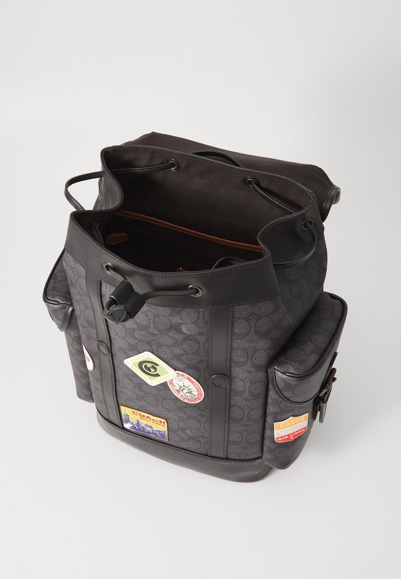 coach hitch signature backpack Men's Black One Size : Clothing, Shoes & Jewelry Crafted of our Signature canvas and polished pebble leather COACH Hitch Backpack In Signature