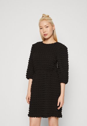 VMFREDA DRESS - Kjole - black