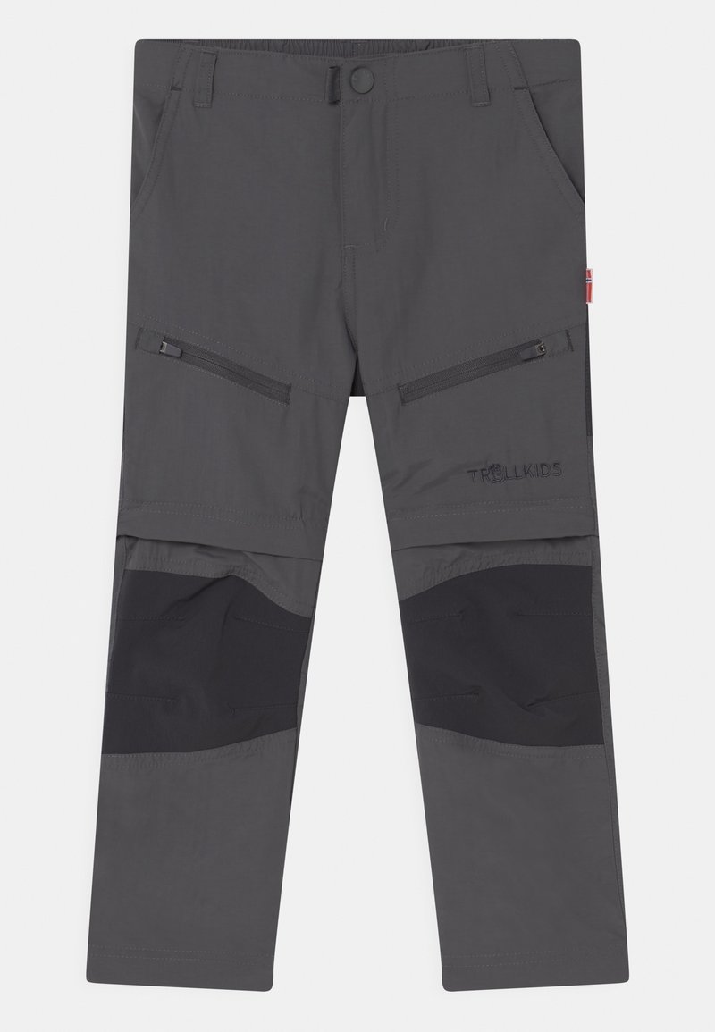 Grijze outdoorbroek met een gestroomlijnd ontwerp, voorzien van zwarte kniekussens, twee ritszakken aan de zijkant en een logo op het linkerbeen.
