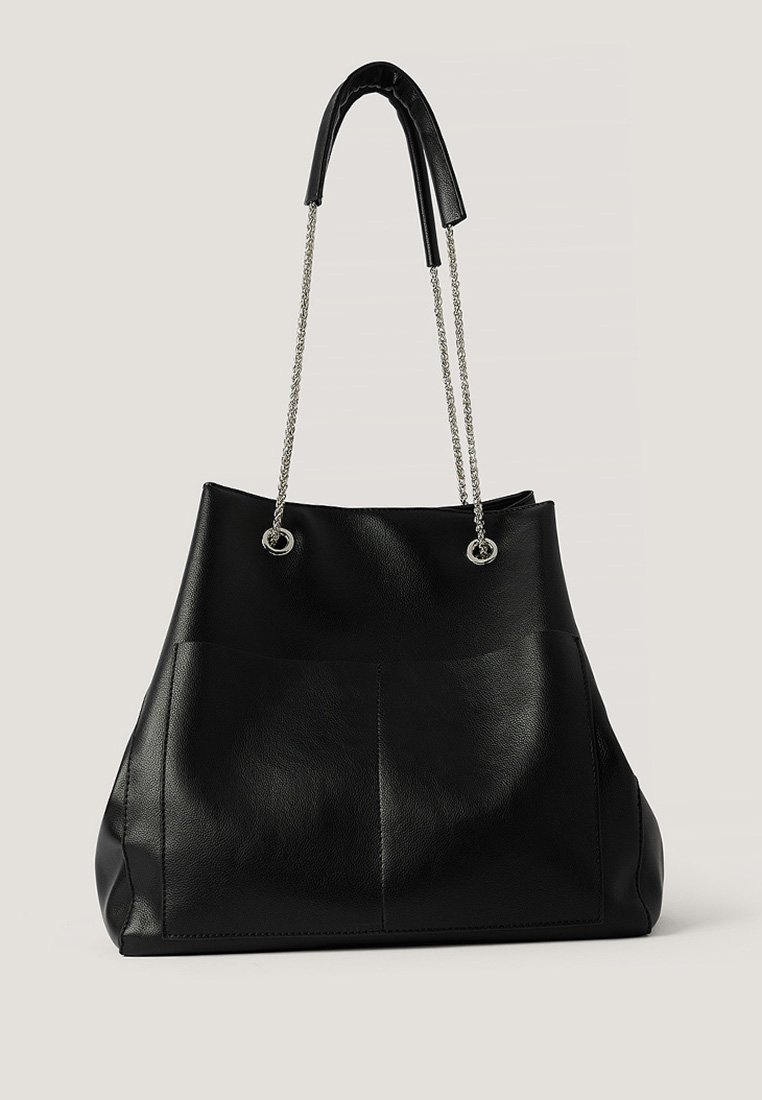 black handbag with chain