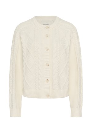 Bijela pletena cardigan s uzorcima kabelnog pletenja, rebrastim rubovima i četiri velika gumba. Udoban i teksturiran materijal. Dugi rukavi.