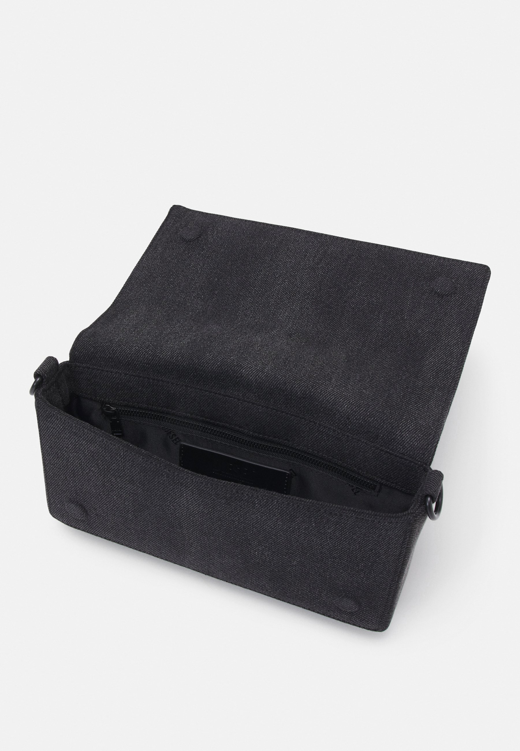 DIESEL | BISCOTTO SHOULDER BAG BLACK バッグ Women's Biscotto M-Leather shoulder bag with logo hardware