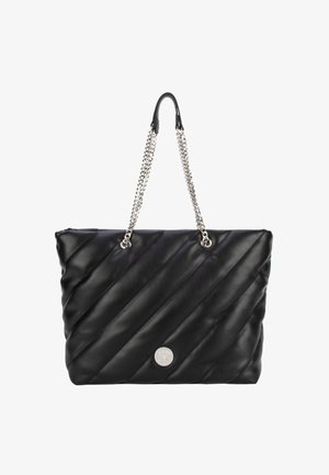 Zwarte gewatteerde leren schoudertas met diagonale stiksels, zilveren kettinghandvaten en een ronde logo-accent aan de voorkant.