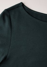 Street One IN UNIFARBE - T-shirts basic - grün