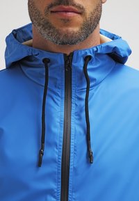 Kilt Heritage Lehká bunda - blue